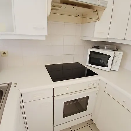 Zonneborg * 尼乌波特